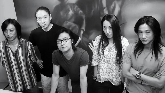 高晓松和徐珊珊离婚10年了,再看两人的现状天差地别