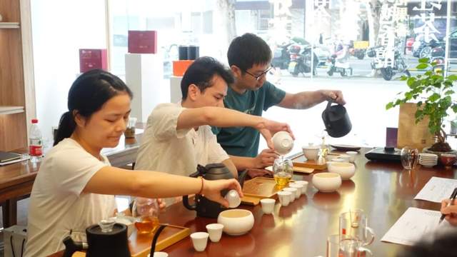 武陵红茶冲泡标准培训班圆满启动 | 泡茶有讲究，做茶不将就(图7)