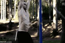 练腹肌，这4个动作是首选图片