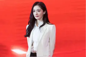 真正精致的女人，穿裤子都不会配高跟鞋！看刘涛、杨幂就知道了图片