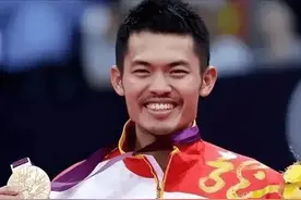 41岁林丹近况曝光！头发花白现身巴黎，退役4年今已成羽毛球大使图片