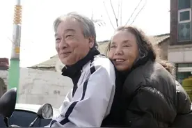 一个比较敏感而尴尬的情感话题：两个亲家能结婚吗？图片