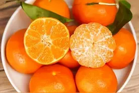 吃橘子真的会导致皮肤发黄吗？图片