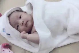 为啥越来越多女性放弃母乳喂娃？奶粉能代替母乳喂养吗？图片