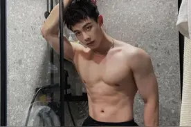 帅帅的肌肉小哥哥图片