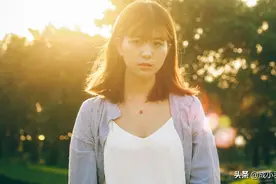 其实，男人是不是真爱你，看一点就够了图片