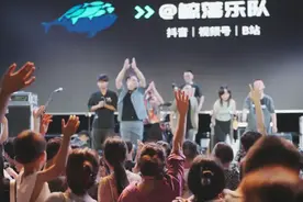 尽情摇摆！本周六上鸡公山体验纯正的民谣live！图片