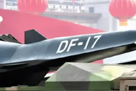 东风17：我瞄准的是星辰图片