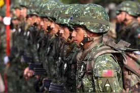 备战！备战？台当局前脚发布战时动员令，解放军后脚封锁海峡要道图片
