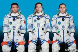 四次飞天，中国航天员大队大队长的景海鹏再创历史图片