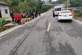 江津李市：一路跟着婚车车队走，路边跑出一个人都没看到！图片