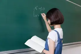 重大改革！教师职级岗位结构比例不再全国统一，对中小学教师有何影响？图片