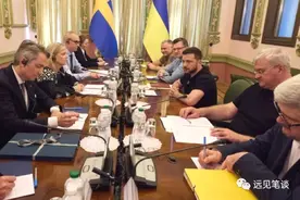 程墨：乌国旗重在蛇岛飘扬 海马斯火箭炮屡建奇功图片