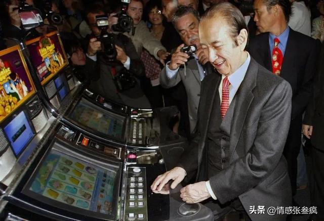 澳门赌王何鸿燊怎么读（澳门赌王何鸿燊shēn）