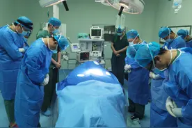 5人重获新生！福医协和多团队接力，13个小时5台大器官移植手术图片