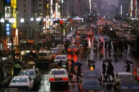 1989年日本经济泡沫：地价能卖70万一平，泡沫粉碎时日本有多惨？图片