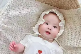 为什么宝宝出生半个月就睡不踏实？图片