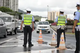 夏天穿这种鞋开车属于违法！珠海已有多人被罚！图片