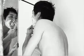 马思纯张哲轩终于官宣！男方晒裸上身照太辣眼，高调互动再惹争议图片