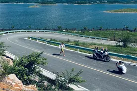 中国美丽休闲乡村清镇市站街镇杉树村：要山川湖海 更要美丽经济图片