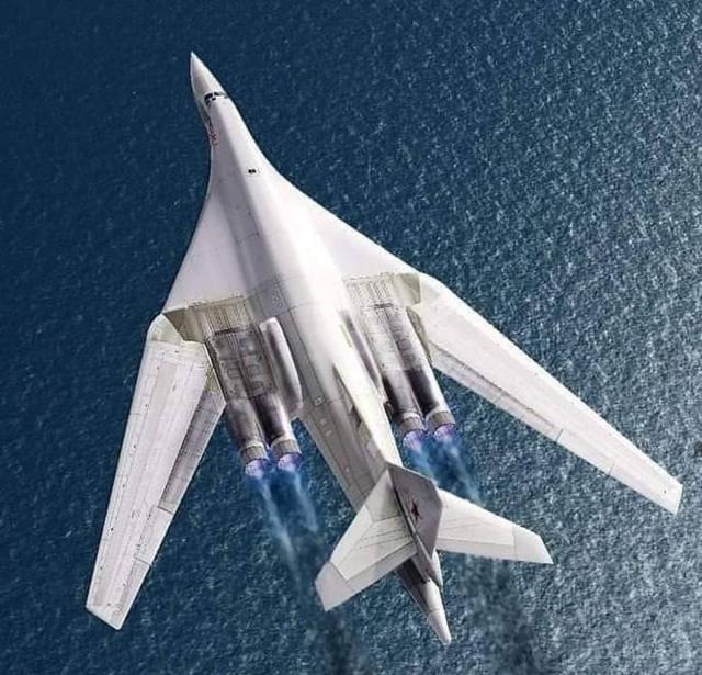 服役35年依旧是主力,曾空中戏谑f35,图160轰炸机到底有多恐怖?