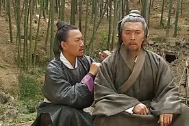 朱元璋初见刘伯温，让他作诗，开始不满意，刘伯温：听后两句图片