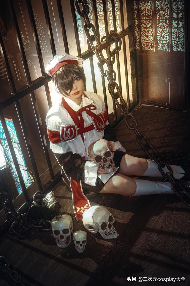 ����ִ�¡���ʫ���Ķ�cos���������ߺ����ģ���Ȼ���е㱻˧��