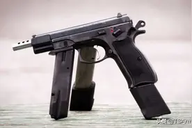 盘点世界十大被广泛使用的手枪图片