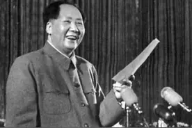 1976年毛泽东最后一次看电影，十分钟不到号啕大哭，被迫中止放映图片