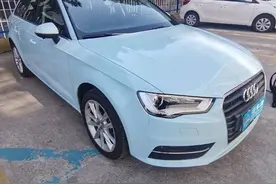 先交一千定金，这辆9万块的奥迪A3很抢手？看到底盘有点可惜图片