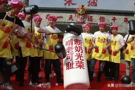 淫字论事不论心；孝字论心不论事图片