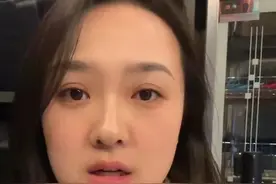 山东姑娘在商场卫生间被男保洁员打开厕所门，太尴尬，门锁原因吗图片