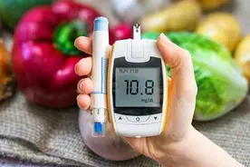 59岁男子因血糖过高死亡，医生提醒：2种素食，糖尿病人尽量少吃图片