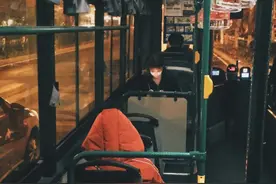 这四种人出现在你的微信里，还是删除了吧图片