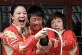 女大十八变！前国乒女队奥运冠军惊艳现身，为何最终被教练抛弃？图片