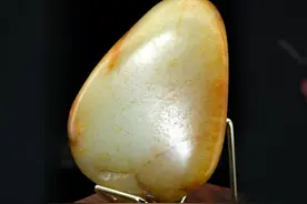 5小时涨5万，这块红皮籽料老蔡买“亏”了？图片