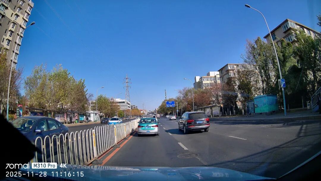 受够了!今年我终于把车上的记录仪换掉了