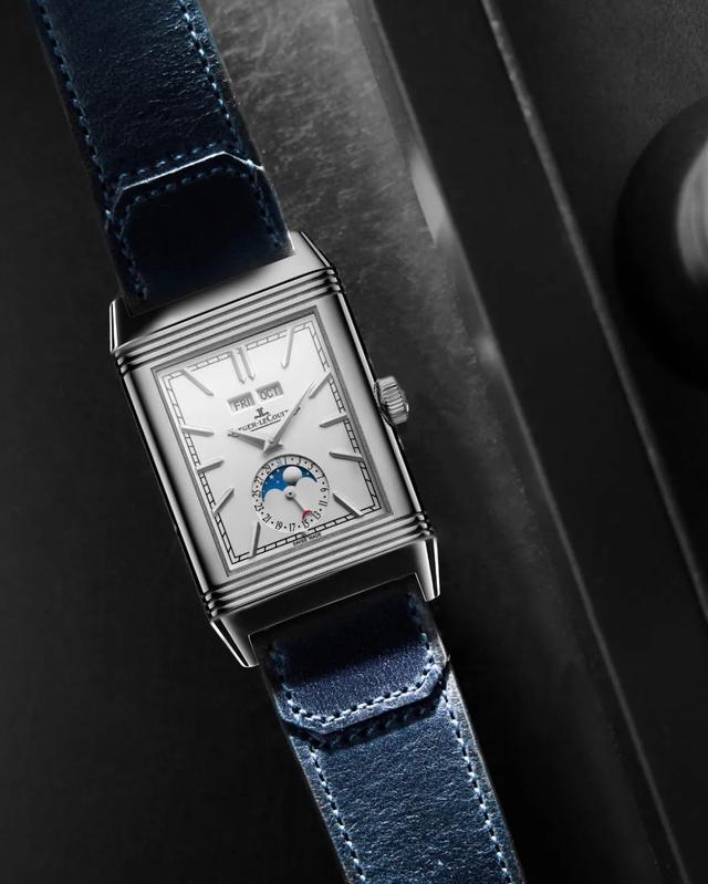 ���ҷ�ת�ļ�ֵ�����