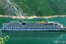 我们一行4人，从上海出发游三峡，乘坐黄金游轮，共花费1.3万余元图片