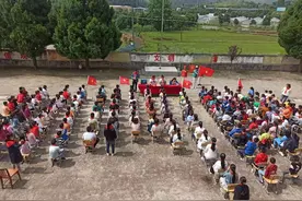学习二十大 争做好队员 ——刘云小学红领巾奖章“一星章”颁章仪式图片