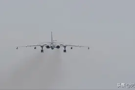 不是冲着台湾去的？赖岳谦曝：解放军在对美日航母做空对海军演图片