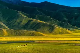 呼市武川县：遗落草原的“帝王之乡” 绝佳视角看风吹草低见牛羊图片