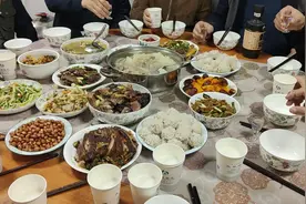 七律·家庭聚会图片