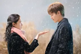 强推热门电视剧《点燃我温暖你》小说，看李峋与朱韵超甜唯美爱情图片