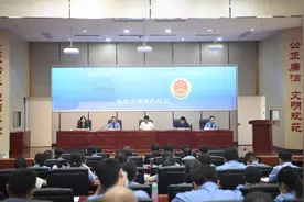 深化检校合作 构建共赢平台——湖北文理学院与谷城县人民检察院举行检校合作签约暨检校共建基地揭牌仪式图片