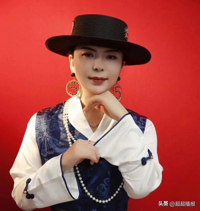 淳朴美丽的土族百灵，知名音乐人彩虹兰儿的成长经历