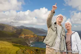 80岁以上的老年人还可以去报团跟团去旅游吗？图片