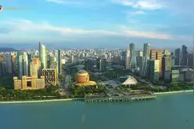 微视频丨警察叔叔图片