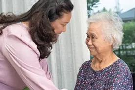 作为婆婆，想要晚年生活幸福有尊严，一定要记住以下四点图片