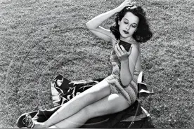 她是世界上第一位全裸出镜的女演员，却成为通信跳频技术的发明者图片